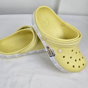 Walt Disney World Retro Logo Yellow Crocs Unisex M9/W7 Disney Crocs Colab!